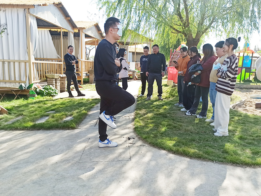 凝心聚力，攜手同行 | 斯科營(yíng)銷(xiāo)中心戶(hù)外團建活動(dòng)